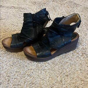 Miz Mooz Black Leather Wedge Sandals